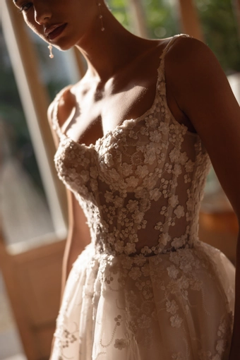 Tina Valerdi Style #Sephora #5 frontface vertical cropped thumbnail