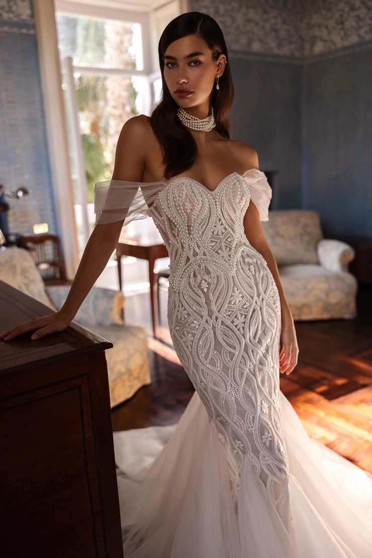 Tina Valerdi Style #Vera Default Thumbnail Image