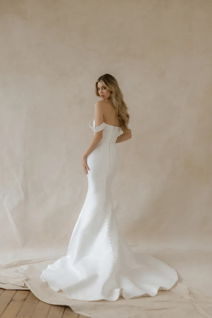 Abella Becker Style #E559 #1 default backface vertical picture