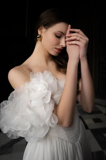 Abella Saunders Style #E563 #12 frontface vertical cropped thumbnail