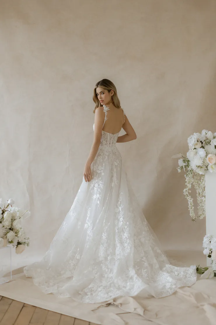 Abella Hawkins Style #E564 #1 default backface vertical picture