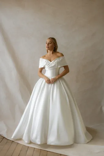 Allure Bridals: Abella Collection Style #E566 #2 frontface vertical thumbnail