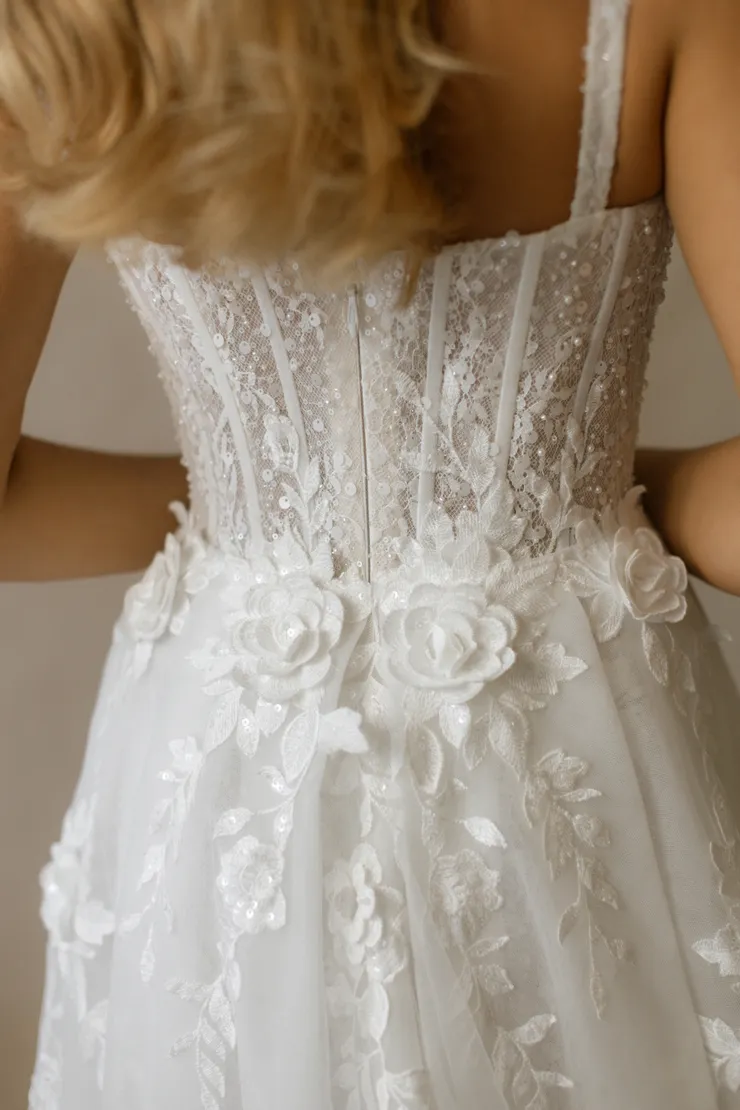 Abella Preston Style #E572 #13 backface vertical cropped picture