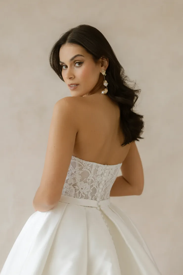 Abella Stokes Style #E583 #5 backface vertical cropped picture