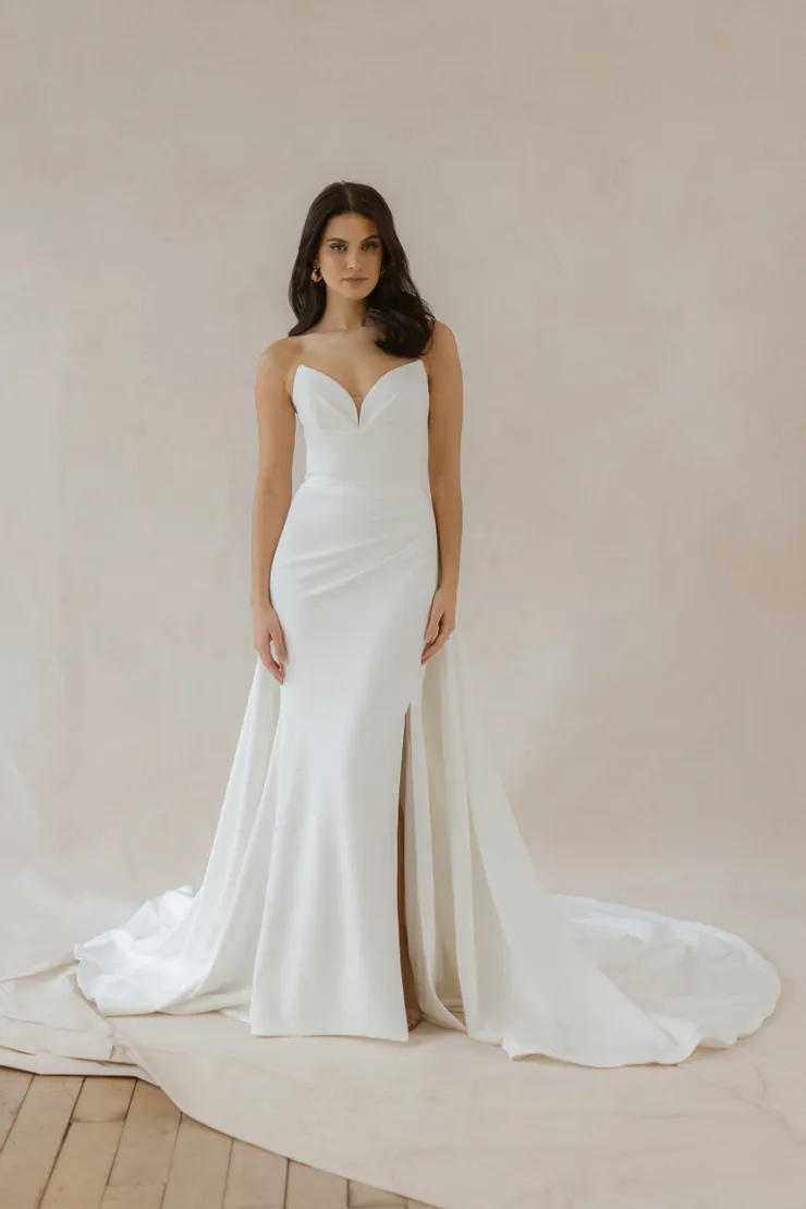 Abella Fairman Style #E585 #1 frontface vertical picture