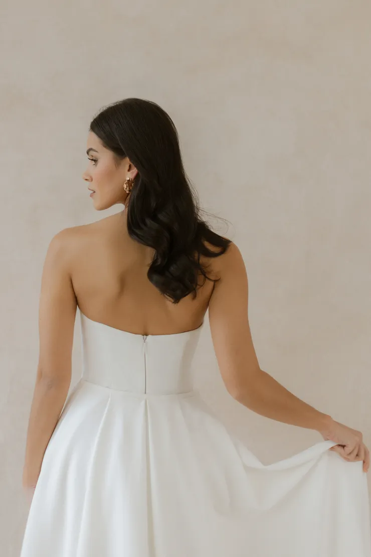 Abella Fairman Style #E585 #6 backface vertical cropped picture