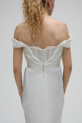 Nouvelle Amsale Style R485FS #6 backface vertical cropped thumbnail