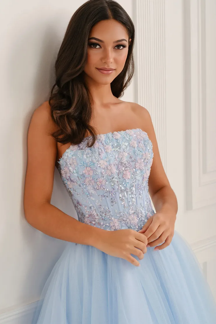 Style CL6107 Colette by Daphne #5 Light Blue frontface vertical cropped picture
