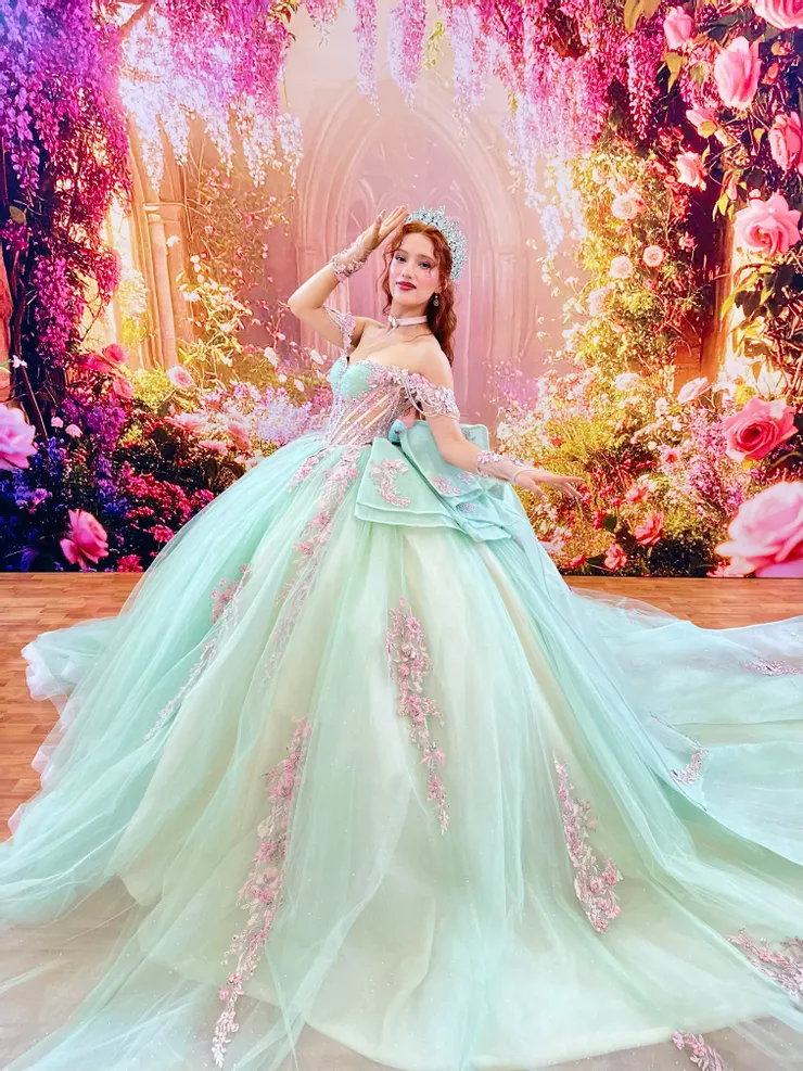 Perfect Dress 15 - AG375 | Esmeralda Quinceañeras
