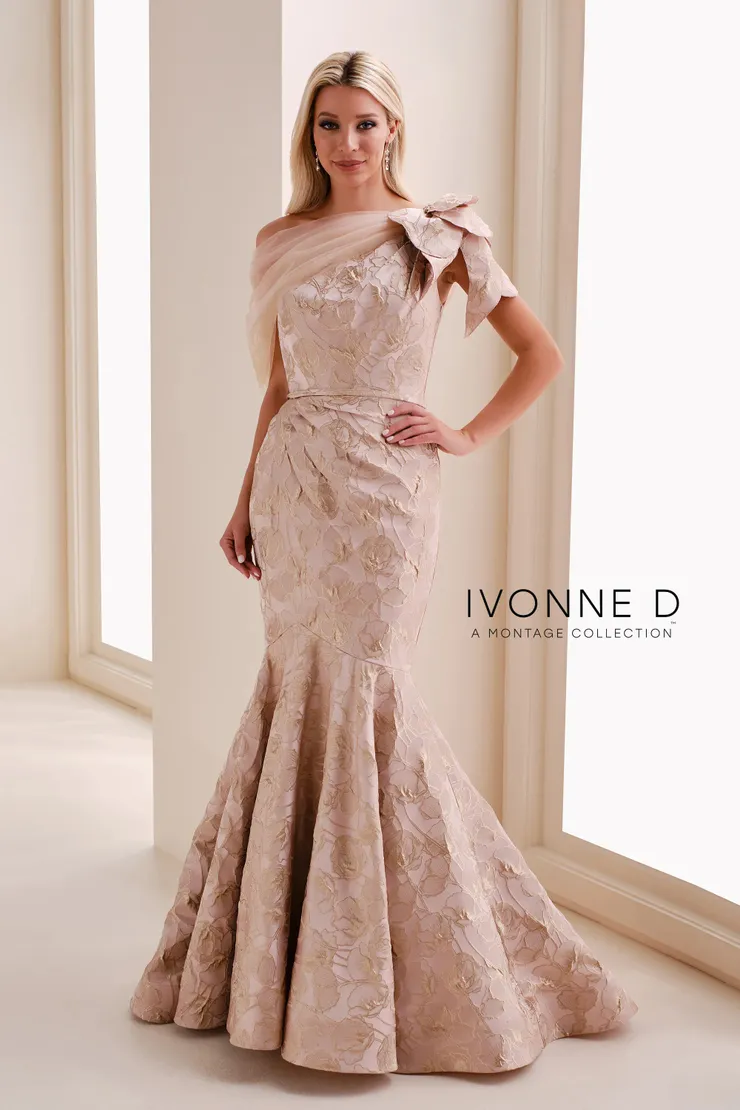 Ivonne D #ID1201 #3 Rose Gold frontface vertical picture