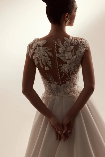 Katy Corso Fedis #4 backface vertical cropped thumbnail