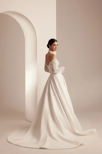 Katy Corso Gwen #1 default backface vertical thumbnail