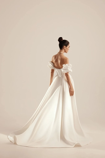 Katy Corso Isabel #2 default backface vertical thumbnail