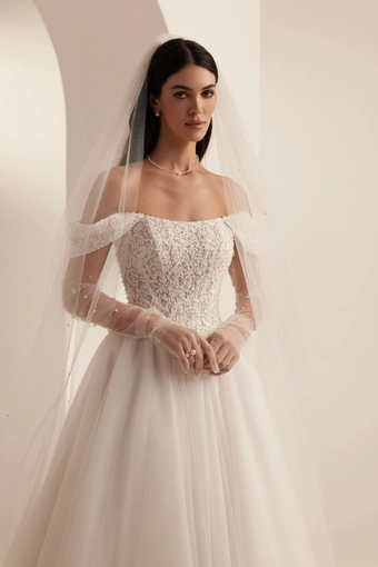 Katy Corso Suri #7 frontface vertical cropped thumbnail