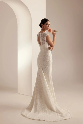 Katy Corso Unona #3 default backface vertical thumbnail