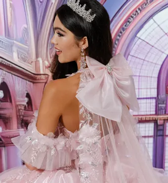 PR30227 $7 backface vertical cropped thumbnail