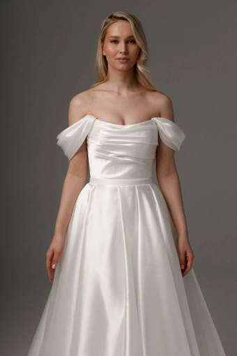 Olivia Bottega 2 in 1 Dakota + Fiorelia Skirt #7 frontface vertical cropped thumbnail