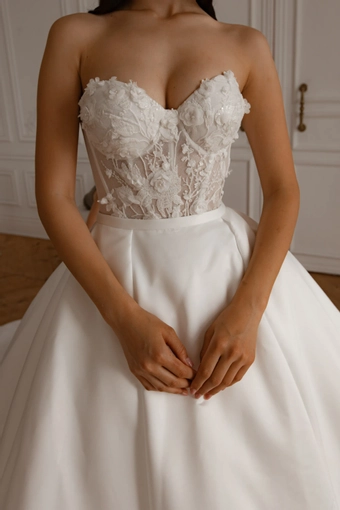 Olivia Bottega 2 in 1 Selkie + Sophia #3 frontface vertical cropped thumbnail