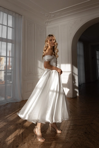 Olivia Bottega Alraune #7 vertical thumbnail