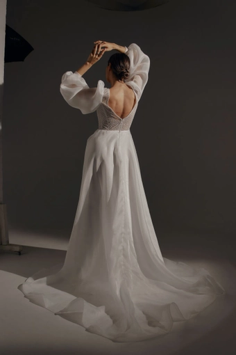 Olivia Bottega April #6 default backface vertical thumbnail