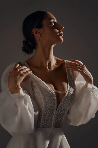 Olivia Bottega April #10 frontface vertical cropped thumbnail