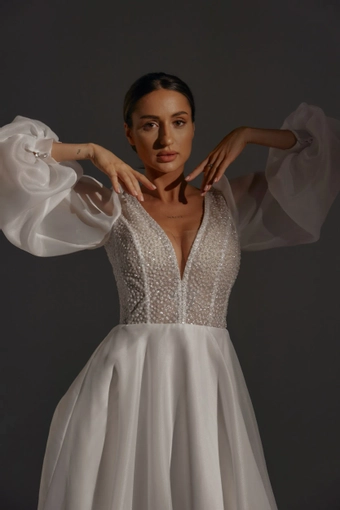 Olivia Bottega April #17 frontface vertical cropped thumbnail