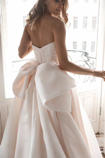 Olivia Bottega Audrey Extra Coral #27 backface vertical cropped thumbnail