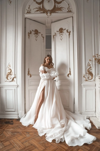 Olivia Bottega Audrey Extra Coral #9 frontface vertical thumbnail