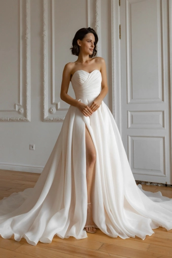 Olivia Bottega Audrey Extra Coral #0 default frontface vertical thumbnail