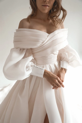 Olivia Bottega Audrey Extra Coral #25 frontface vertical cropped thumbnail