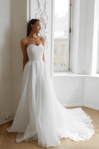 Olivia Bottega Audrey Extra Light Ivory #4 frontface vertical thumbnail