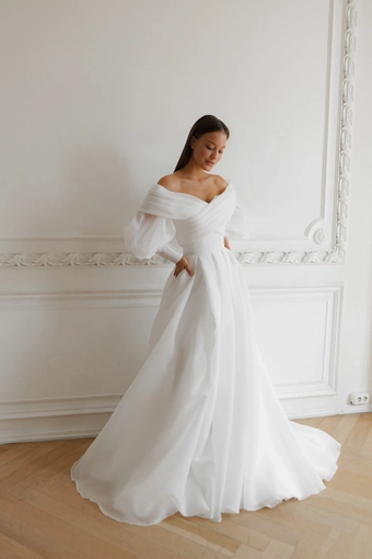 Olivia Bottega Audrey Extra Light Ivory #3 frontface vertical thumbnail