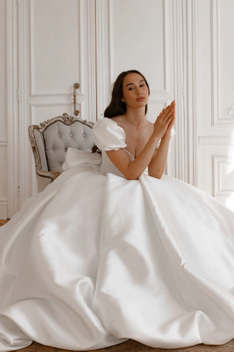 Olivia Bottega Aurora #2 frontface vertical thumbnail