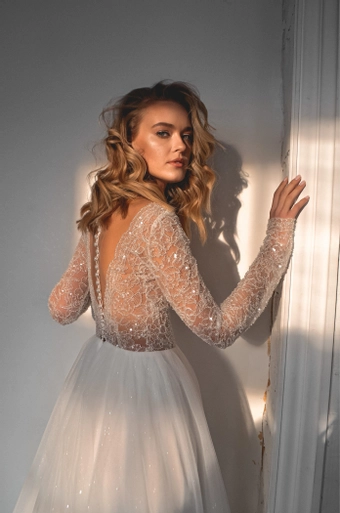 Olivia Bottega Aviv #15 backface vertical cropped thumbnail