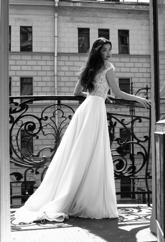 Olivia Bottega Aviv Fly #7 backface vertical thumbnail