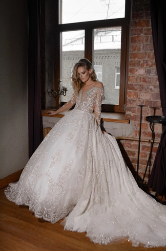 Olivia Bottega Batist #1 frontface vertical thumbnail