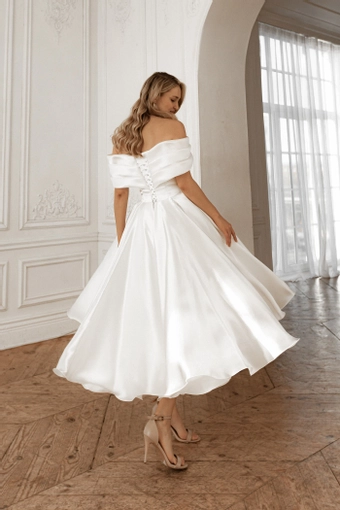 Olivia Bottega Beatrice #11 backface vertical thumbnail