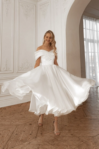 Olivia Bottega Beatrice #0 default frontface vertical thumbnail