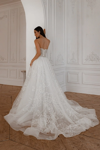 Olivia Bottega Blum Light Ivory #8 backface vertical thumbnail