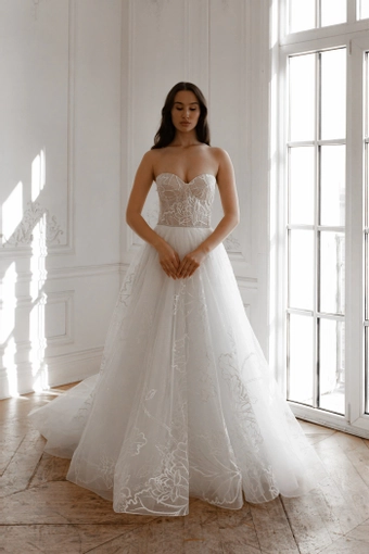 Olivia Bottega Blum Light Ivory #3 frontface vertical thumbnail