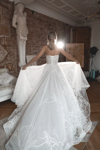 Olivia Bottega Blum Nude #15 backface vertical thumbnail