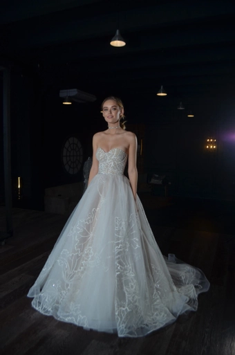 Olivia Bottega Blum Nude #1 frontface vertical thumbnail