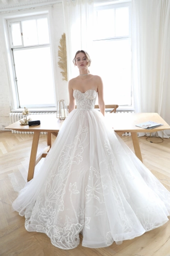 Olivia Bottega Blum Nude #10 frontface vertical thumbnail