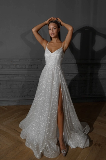 Bree Olivia Bottega #6 frontface vertical thumbnail