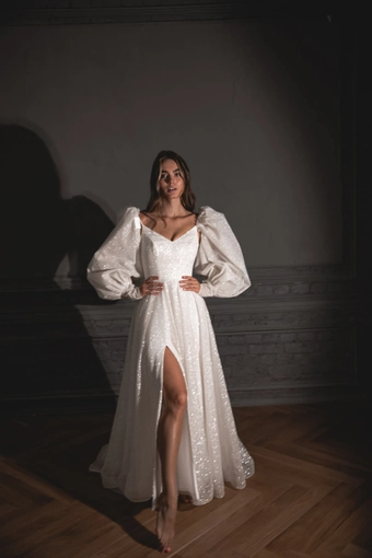 Bree Olivia Bottega #5 frontface vertical thumbnail