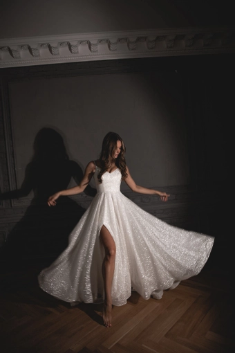 Bree Olivia Bottega #4 frontface vertical thumbnail