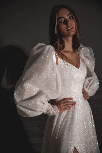 Bree Olivia Bottega #12 frontface vertical cropped thumbnail