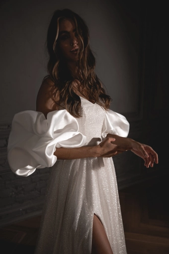 Bree Olivia Bottega #14 frontface vertical cropped thumbnail