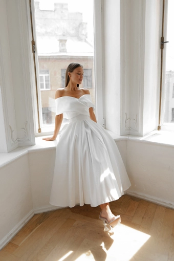 Olivia Bottega Cameron Midi #12 frontface vertical thumbnail