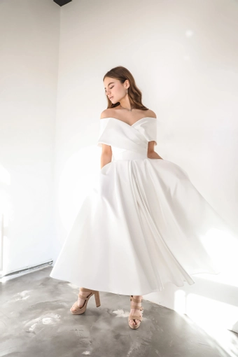 Olivia Bottega Cameron Midi #17 frontface vertical thumbnail